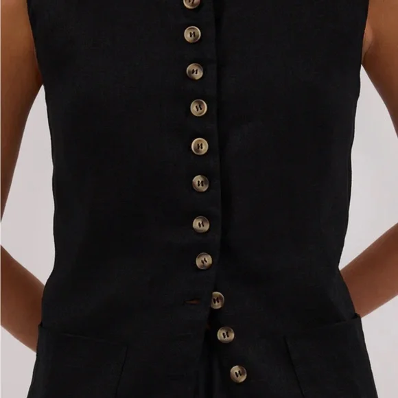 DISSH Black Sleeveless Button-Up Top Linen - Picture 5 of 11